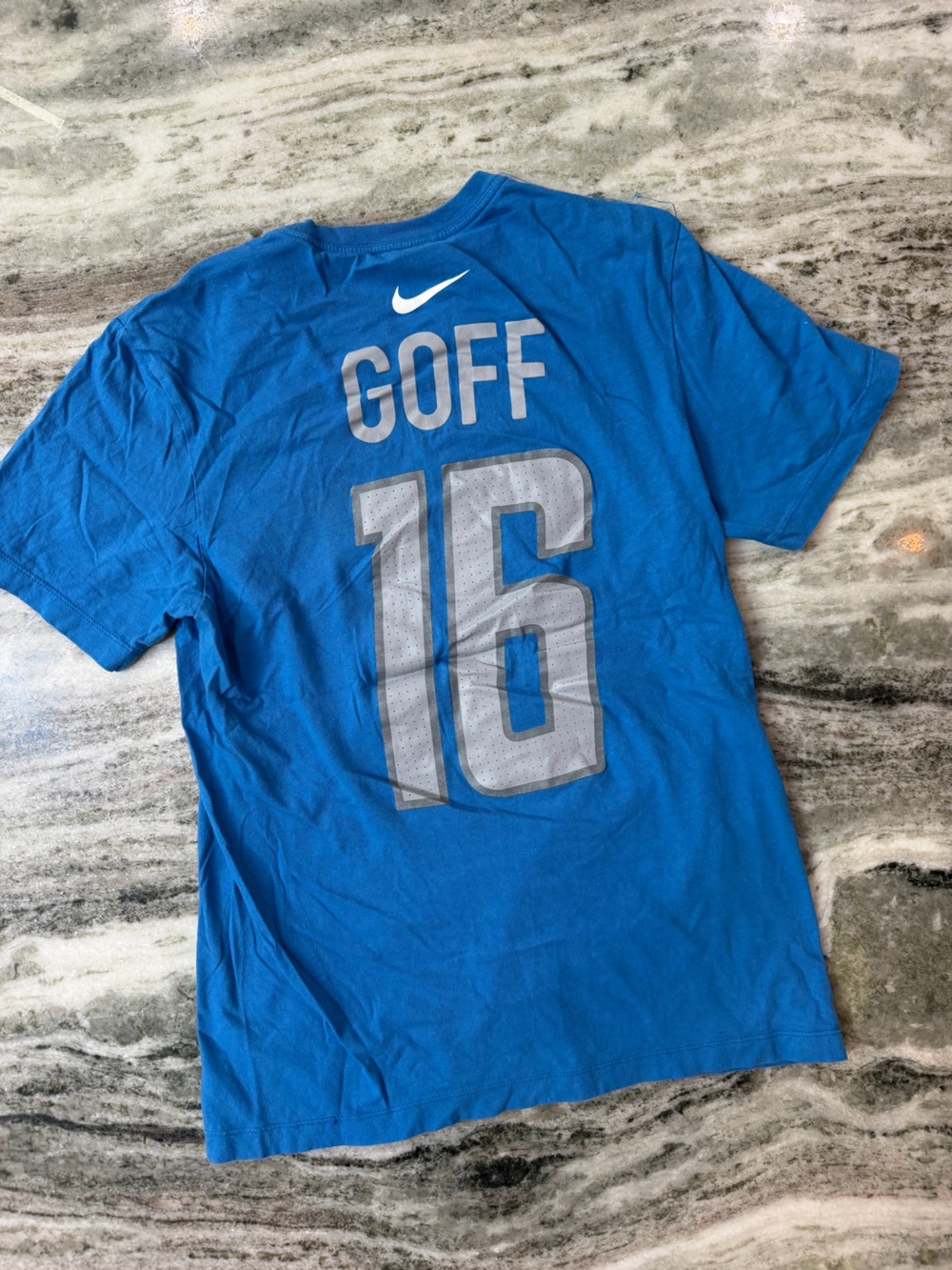 Nike Detroit Lion Men’s Blue "Goff 16" Graphic Tee
Small